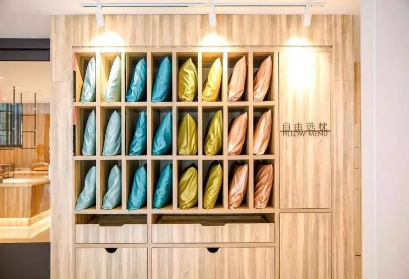 Hanting Premium Hotel Wuxi Huishan Ancient Town