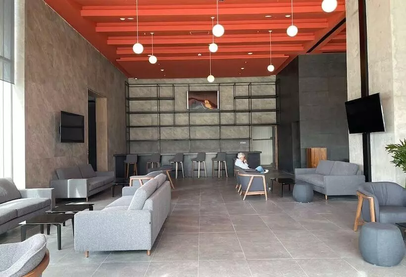 Hotelli Galeria Plaza Leon