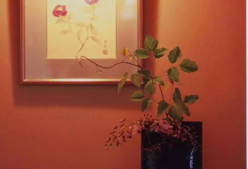 Hotelli Tomoyama Kanko