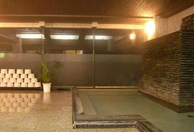 Hotelli Tomoyama Kanko