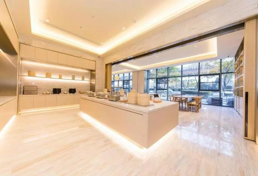 Lavande Hotel Wuxi East Railway Station