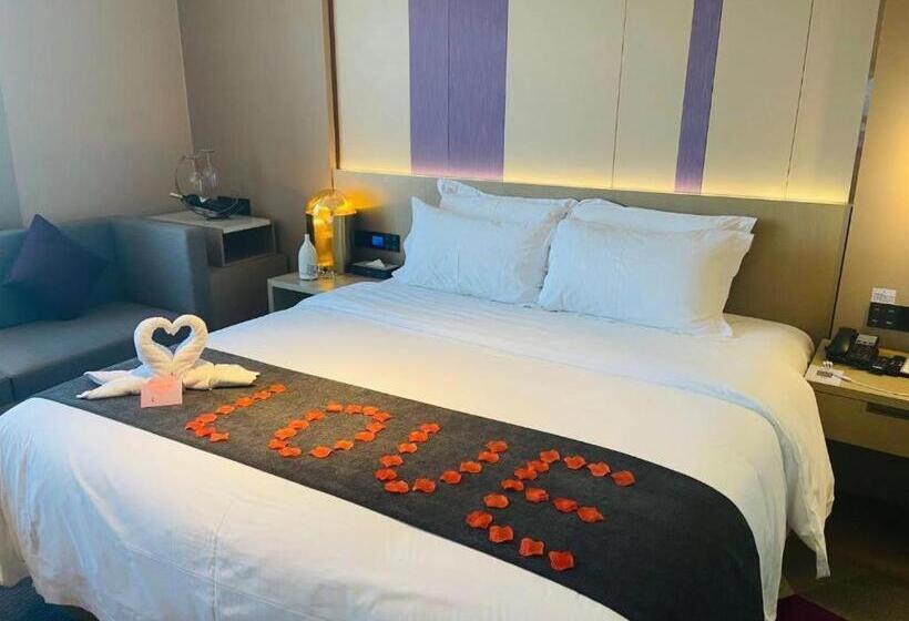 Lavande Hotel Wuxi East Railway Station