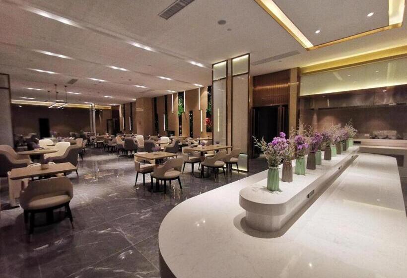 Lavande Hotel Wuxi East Railway Station