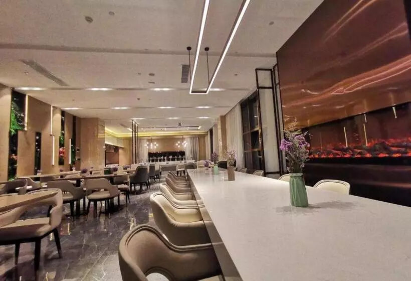 Lavande Hotel Wuxi East Railway Station