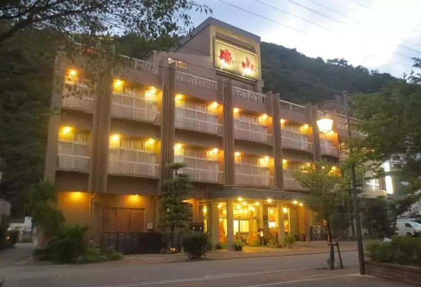 旅館 ホテル晴山