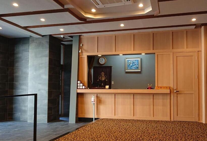 Ryokan ホテル晴山