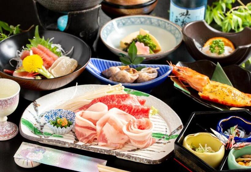 Ryokan ホテル晴山