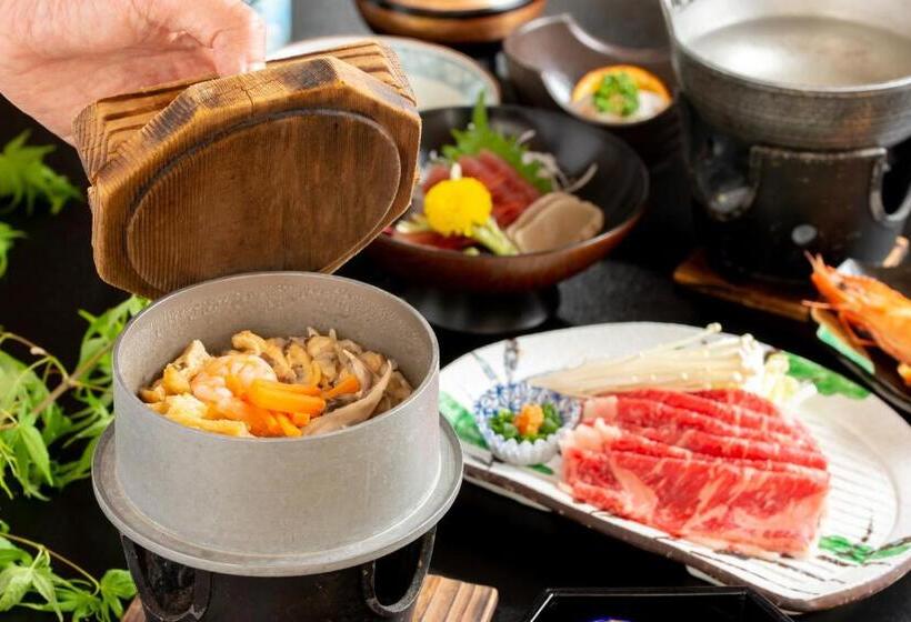 Ryokan ホテル晴山