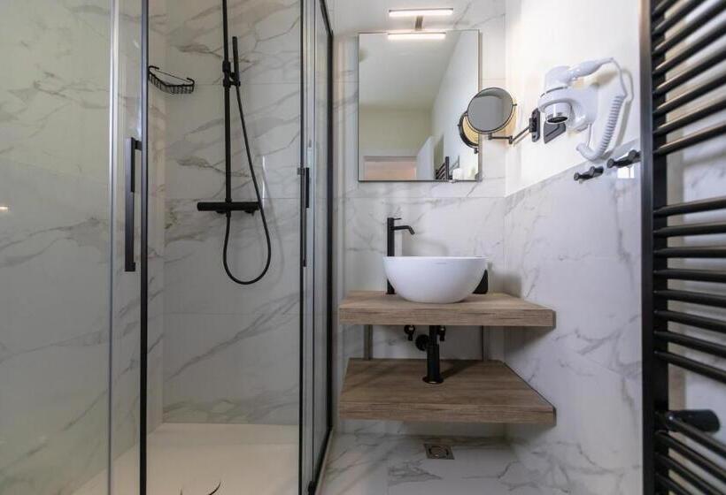 Blue Pearl Elite Apartments