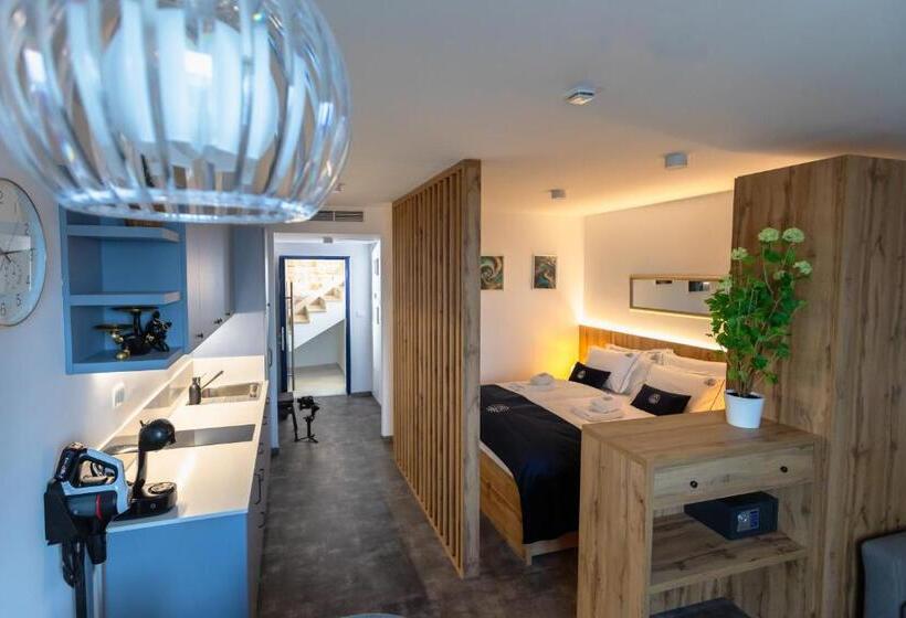 Blue Pearl Elite Apartments