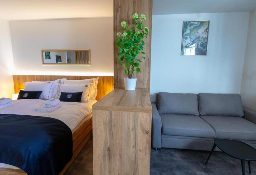 Blue Pearl Elite Apartments