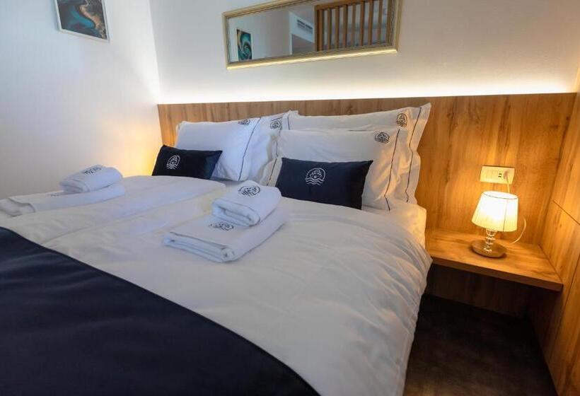 Blue Pearl Elite Apartments