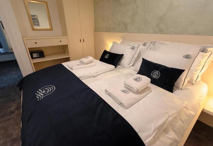 Blue Pearl Elite Apartments