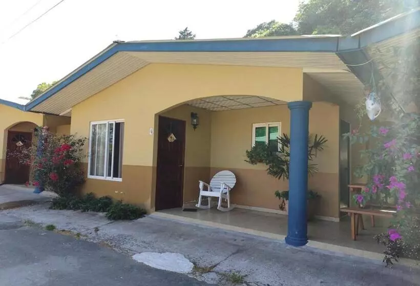 Cabanas Las Molas