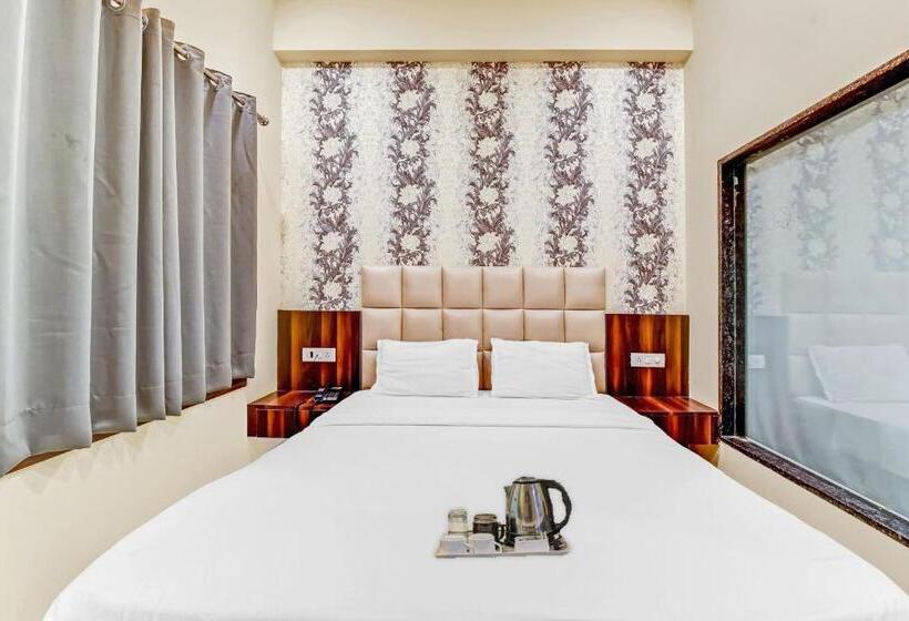 Отель Collection O Mangal Inn