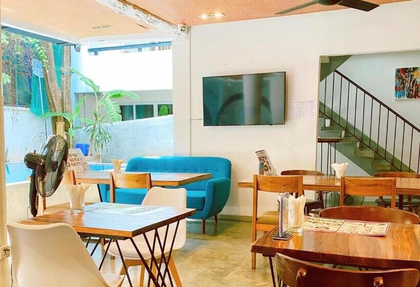 هتل Cheers Social Apartment &