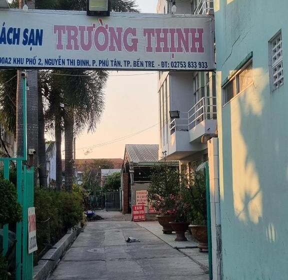 Szálloda Khách Sạn Trường Thịnh