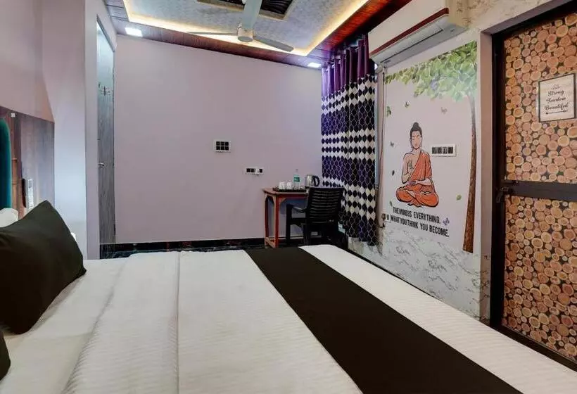 ホテル Swastik Inn