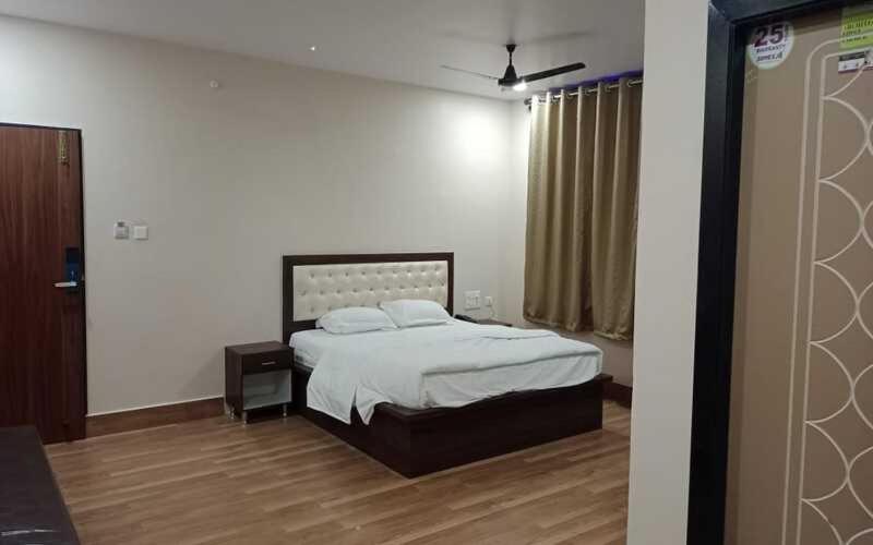 فندق S Conventions And Tsr Grand