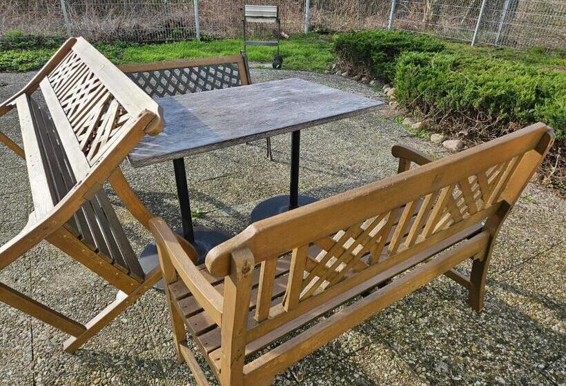 Magnet Boardinghouse