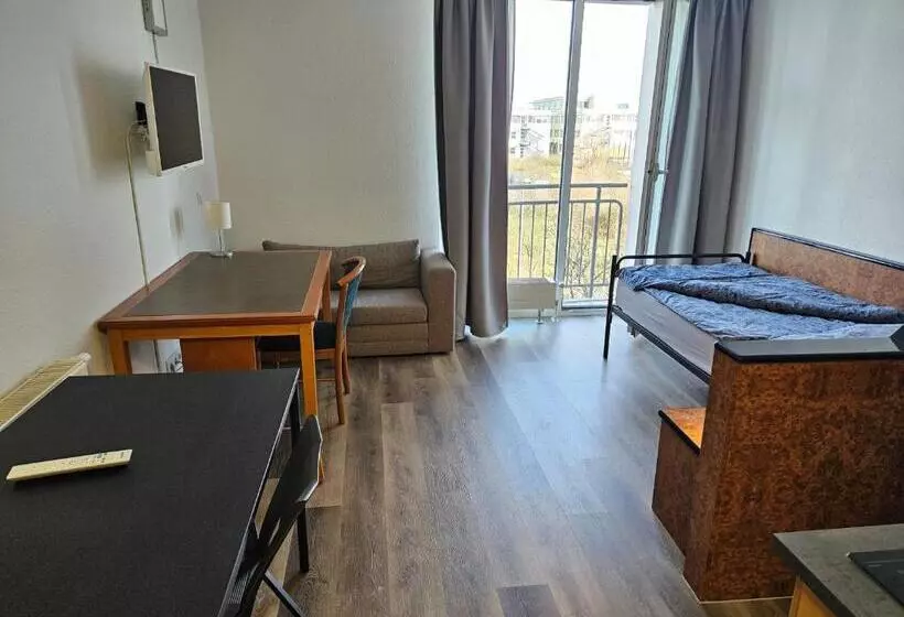 Magnet Boardinghouse