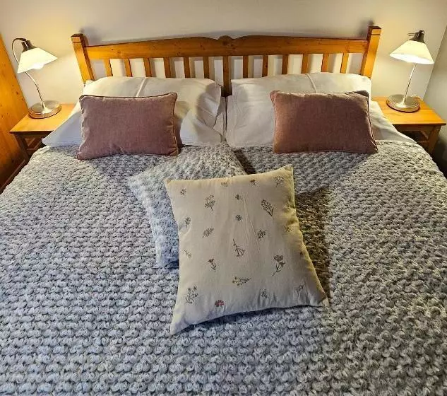 ペンション Apartmány Horský Dvůr