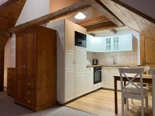 ペンション Apartmány Horský Dvůr