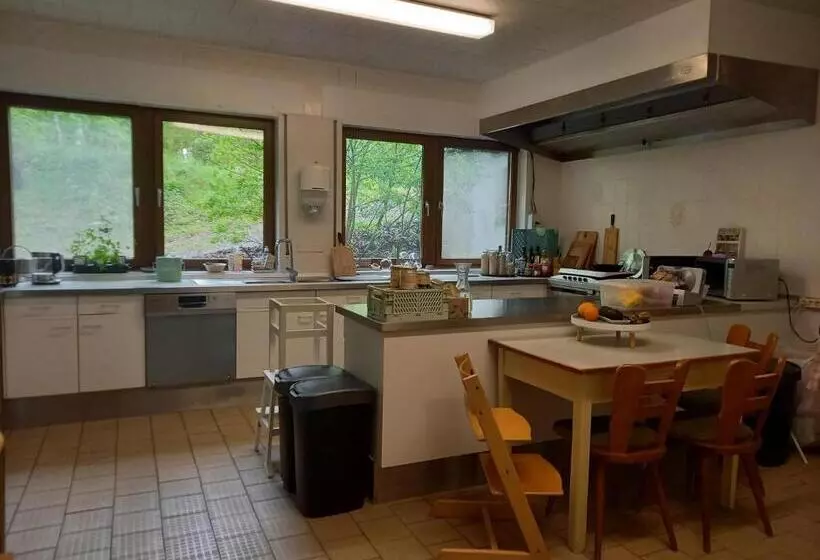 Majatalo Haus Nirgendwo