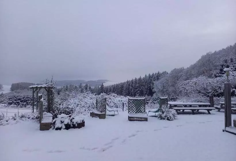 Majatalo Haus Nirgendwo