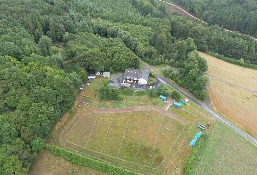 Majatalo Haus Nirgendwo