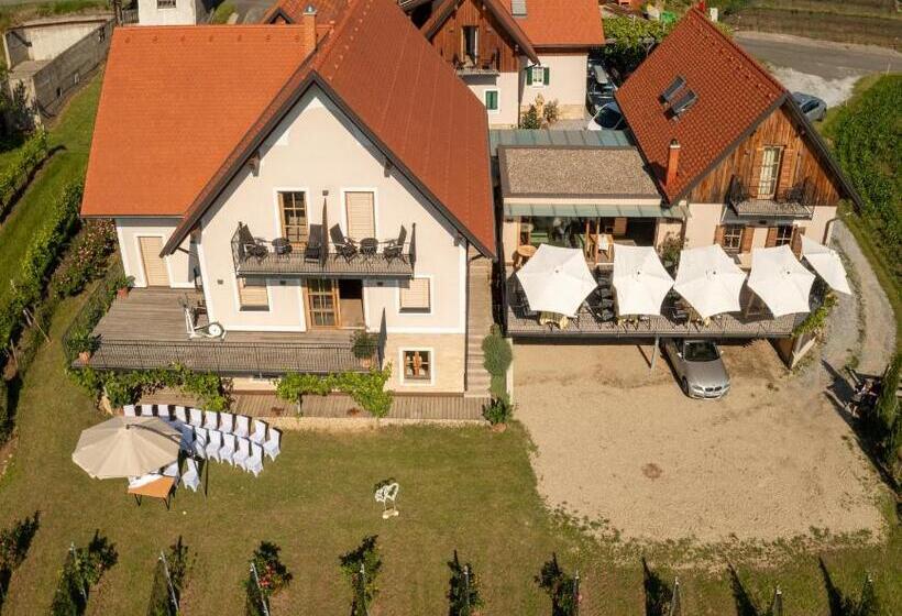 פנסיון Winzerzimmer Scharl