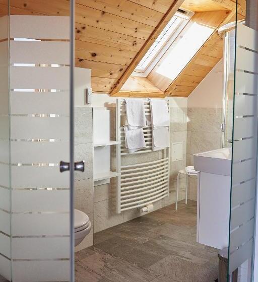 פנסיון Winzerzimmer Scharl