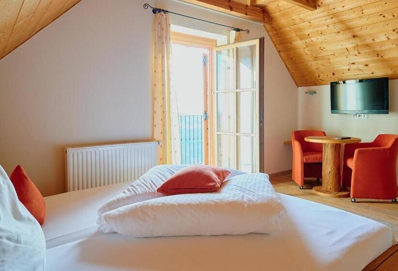 פנסיון Winzerzimmer Scharl