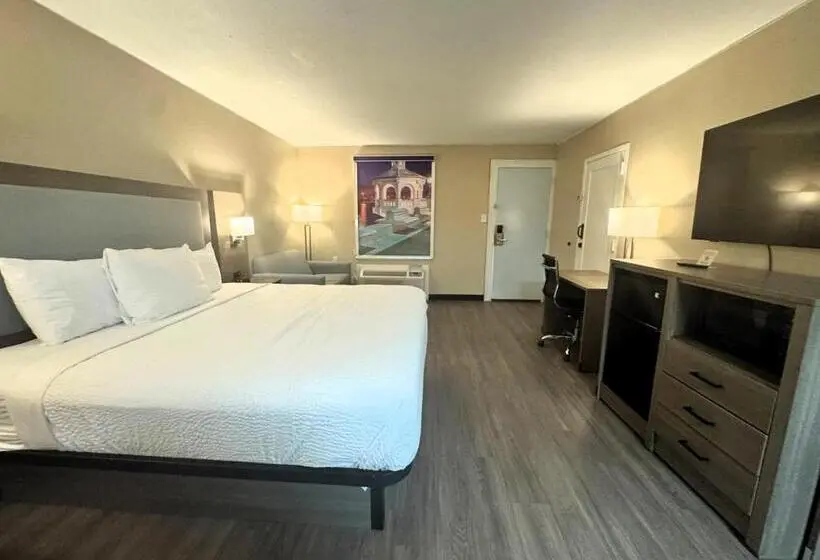 هاستل Baymont By Wyndham Corpus Christi Airport