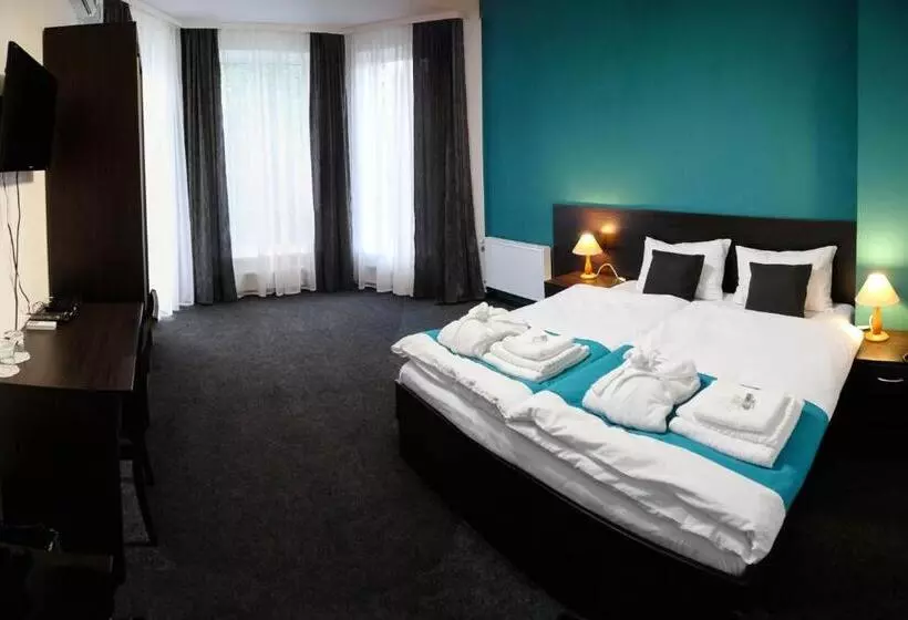 تختخواب و صبحانه Shelter