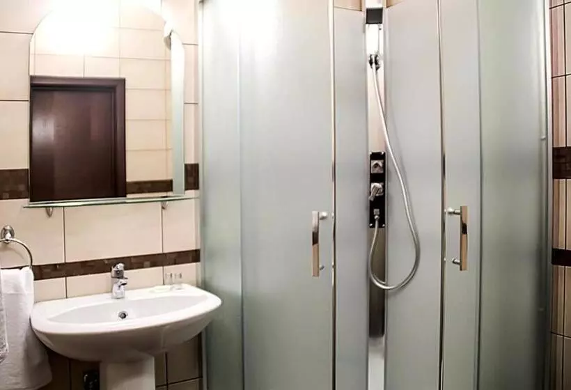 تختخواب و صبحانه Shelter