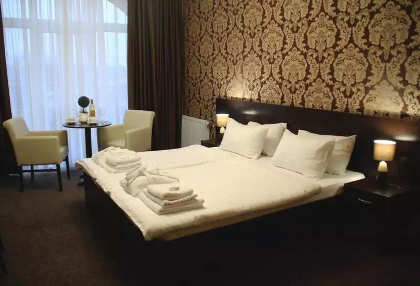 تختخواب و صبحانه Shelter