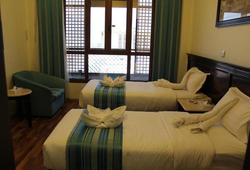 酒店 Manazeli Madinah