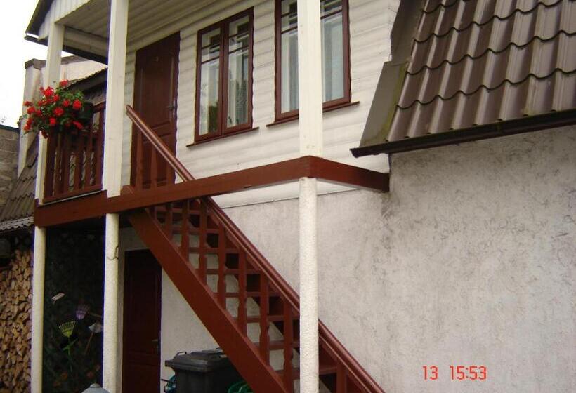 پانسیون Viesu Nams Mežu 13