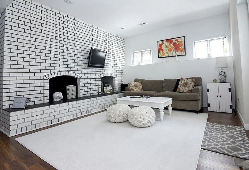 A Touch Of English B&b