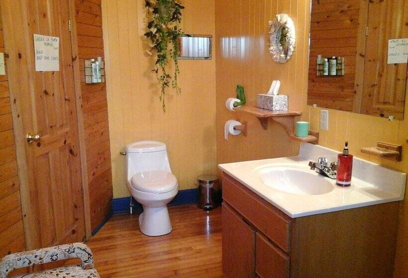 مبيت وإفطار Auberge Du Saumonier Lodge