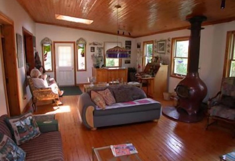 مبيت وإفطار Auberge Du Saumonier Lodge