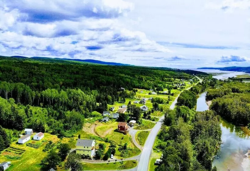 تختخواب و صبحانه Auberge Du Saumonier Lodge