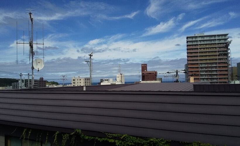 Bed and Breakfast Dormitory L   Hostel