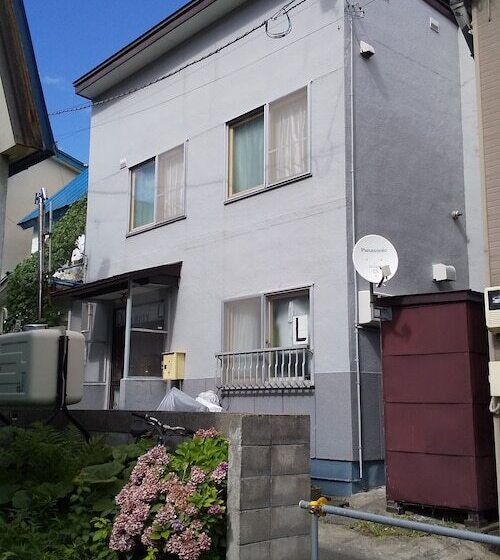 Bed and Breakfast Dormitory L   Hostel