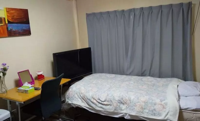 تختخواب و صبحانه Dormitory L   Hostel