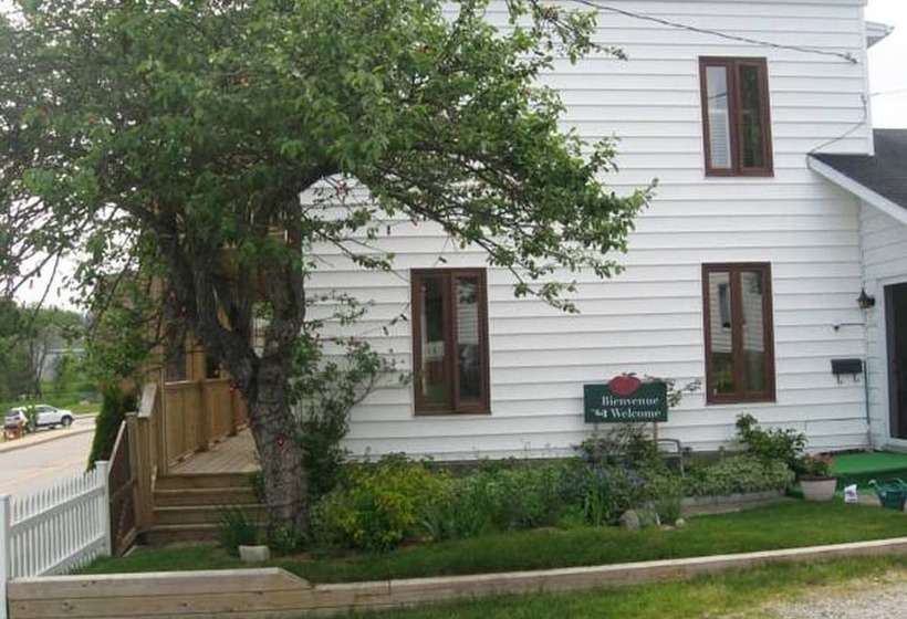 مبيت وإفطار Gite Au Vieux Pommier