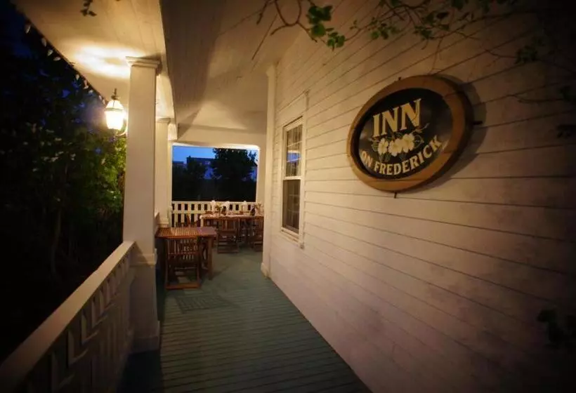 ベッドアンドブレックファースト Inn On Frederick