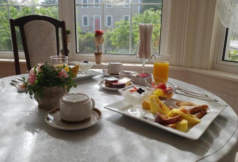 تختخواب و صبحانه Inn On Frederick