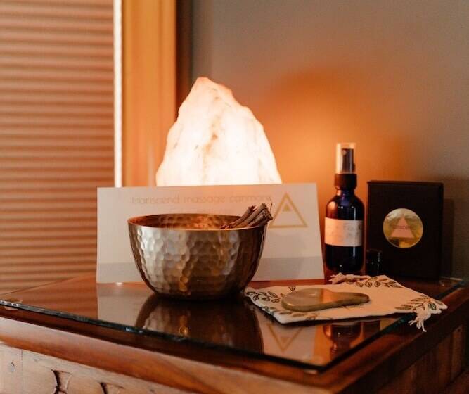 צימר Lady Macdonald Country Inn